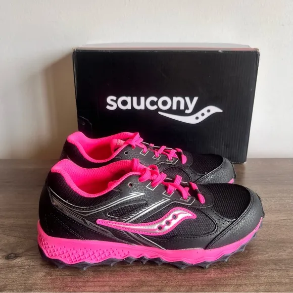 Saucony Cohesion TR14 Youth Trail Shoe Size 3.5 Wide