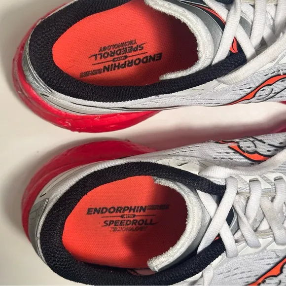 Saucony Endorphin Speed 3 Women’s Size 8.5 Running Athletic Shoes White ViZiRed