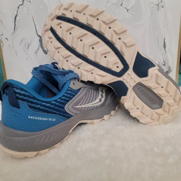 Saucony Women's Excursion TR15 Alloy/Topaz Trail Running Shoes S10668-15 size 9