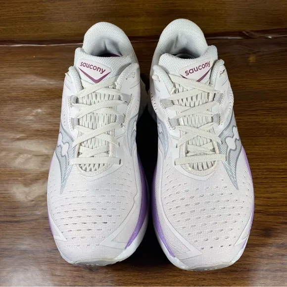 Saucony Women’s shoe size 9.5