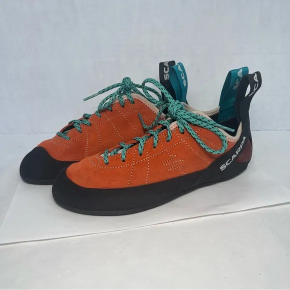 Scarpa Helix Rock Climbing Shoes Hiking Vibram Soles XS Edge Orange Women 6