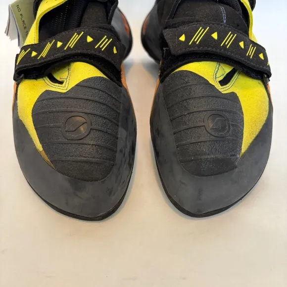 Scarpa Men's black yellow orange Booster Rock Climbing boulder Shoes size 45 NWT