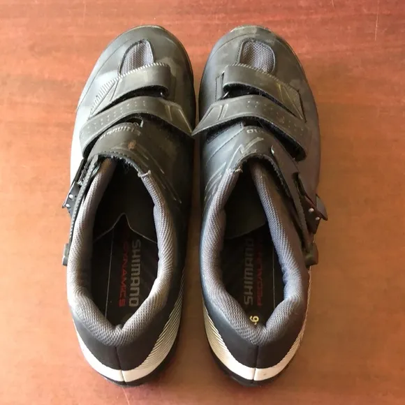 Shimano Cycling Shoes with cleats