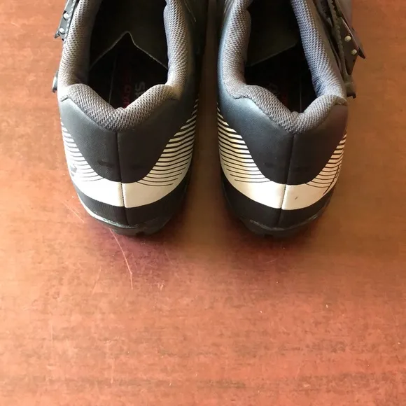 Shimano Cycling Shoes with cleats
