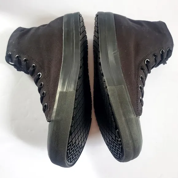 Shoes For Crews Black High-Top Men's Sneakers Size 8, Women's Size 9.5