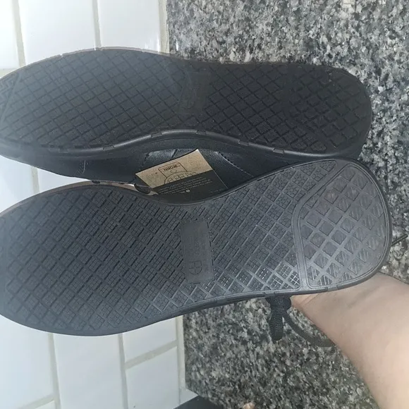 Shoes For Crews Black Slip &amp; Oil Resistant Shoes. Size 10.5 NWT