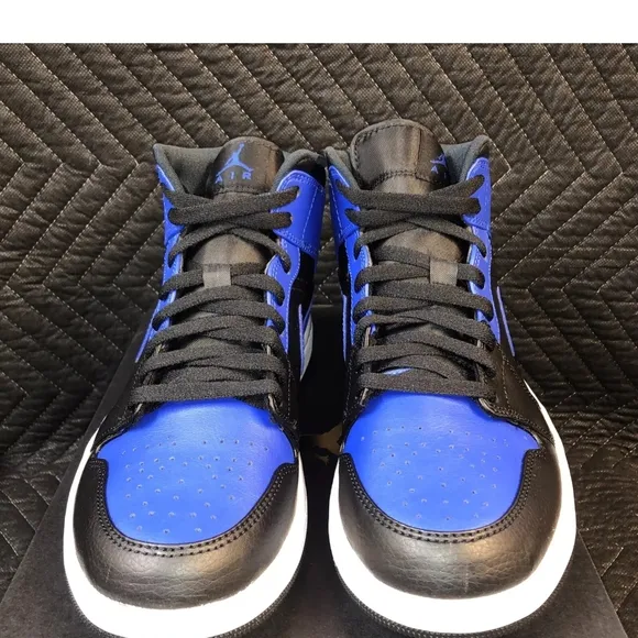 Size 10 - Jordan 1 Mid Hyper Royal 2021