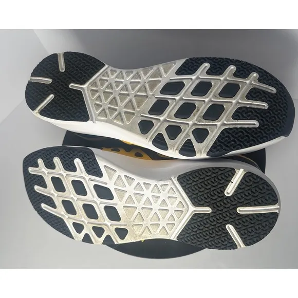 Size 12.5 - Nike Train Speed 4 Michigan Wolverines UofM