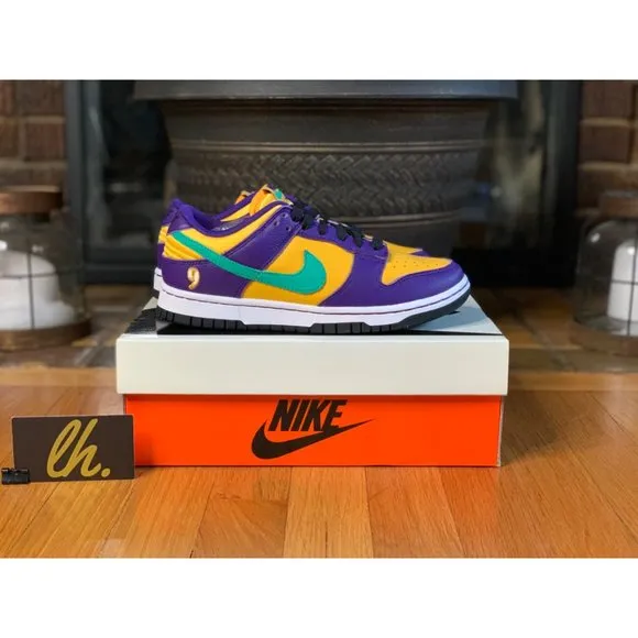 Size 6.5 W Nike Dunk Low LX “Lisa Leslie” DO9581-500