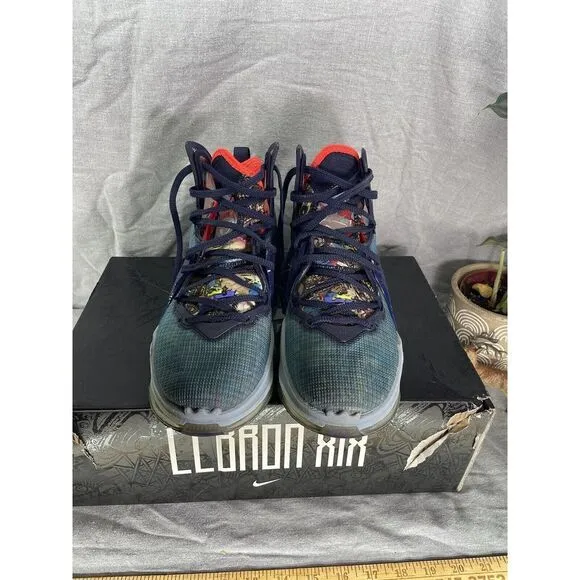 Size 8 - Nike LeBron 19 (XIX) Fast Food -‎ Dutch Blue High Top