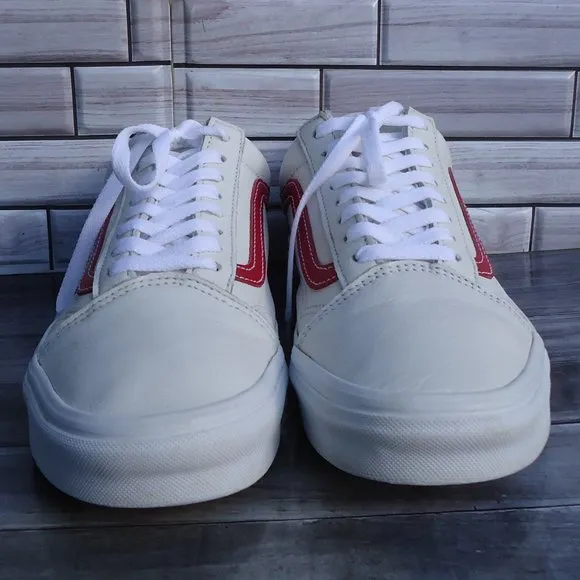 SIZE 9.5 MEN'S / WOM'S 11. Vans Old Skool Skate leather sneakers shoes.