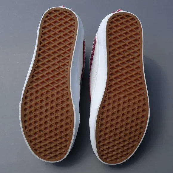 SIZE 9.5 MEN'S / WOM'S 11. Vans Old Skool Skate leather sneakers shoes.