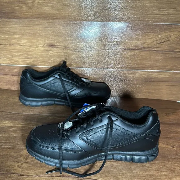 Skechers Mens Nampa Soft Toe Lace up Safety Shoes Black Polyurethane Size 9 NWT