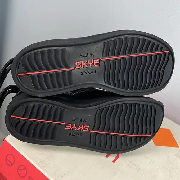 Skye The Pembrtn waterproof black boots new in box