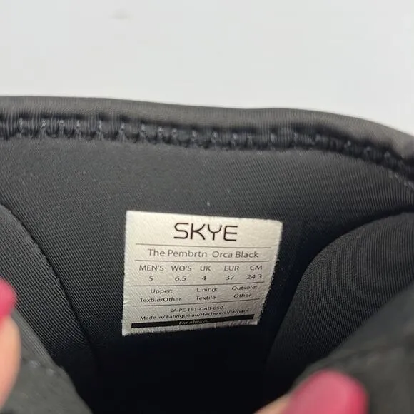 Skye The Pembrtn waterproof black boots new in box