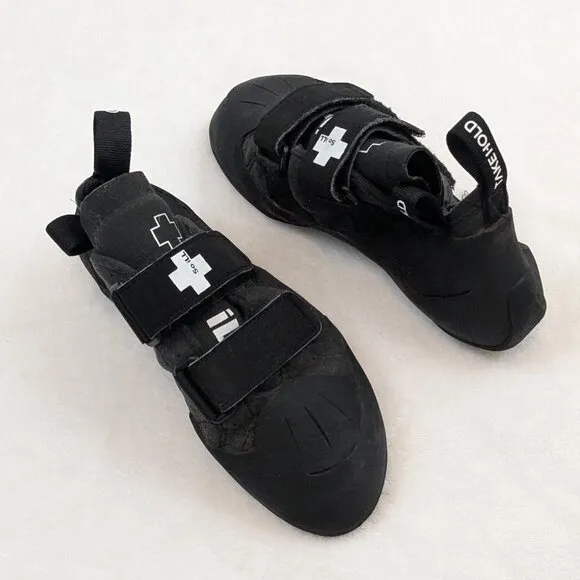 So iLL Climbing Bouldering Shoes black velcro
