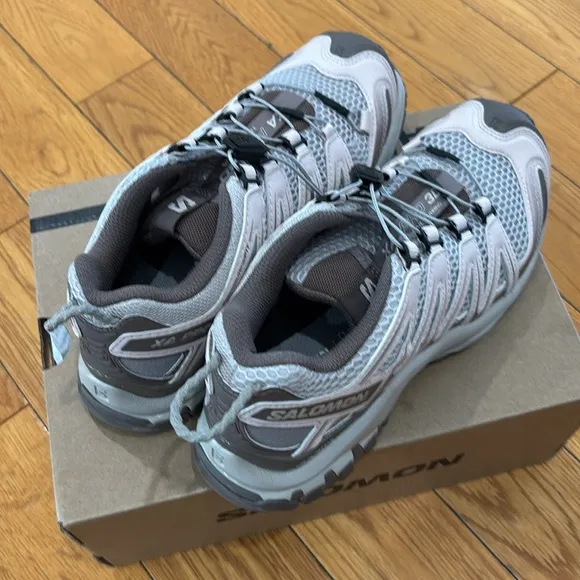 Solomon XA Pro 3D Seasonal Sneaker in Silver Cloud, Iron, Hushed Violet Size 5.5