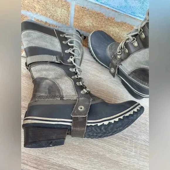 Sorel Conquest Carly II Boots size 7