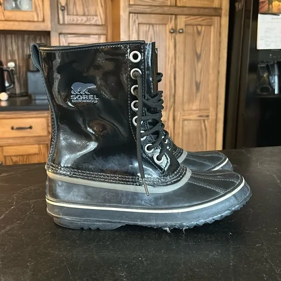 Sorel Dahlia Patent Leather MidCalf Waterproof Winter Lined Boots Black Womens 9