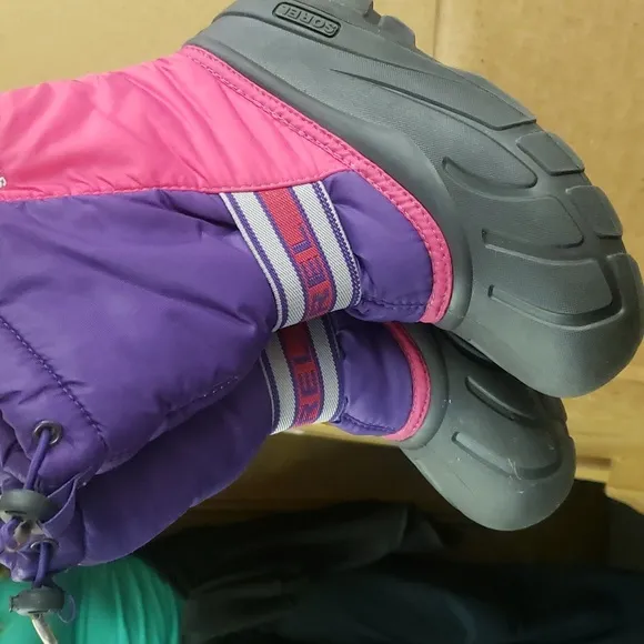 Sorel girl's winter snow ski boots pink purple 3 cy