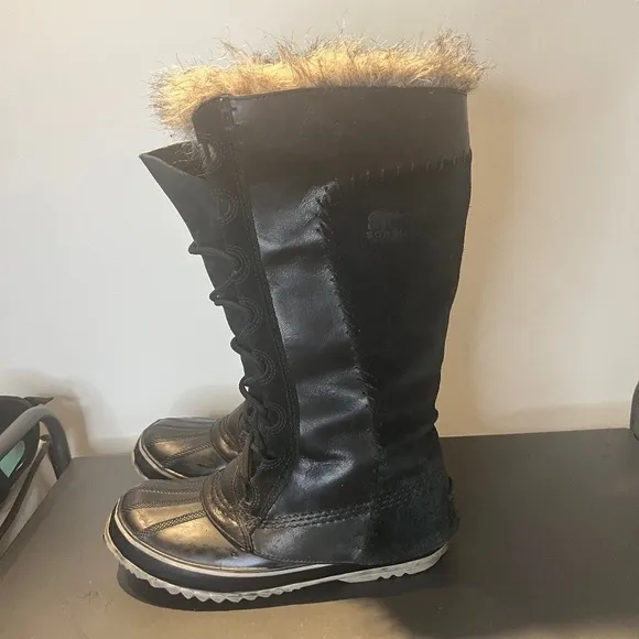 SOREL I Black &amp; Tusk Cate the Great Boot - Women Size 7 preloved