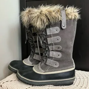 Sorel Joan of Arctic Waterproof Boots size 8