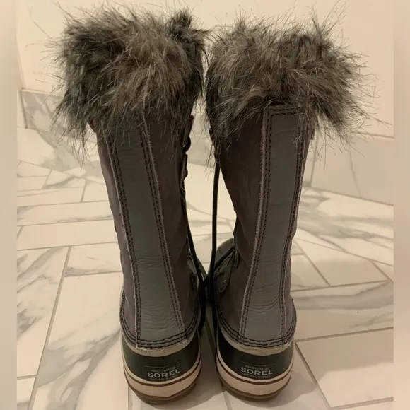 SOREL Joan of Arctic Boots Quarry/Black Size 8