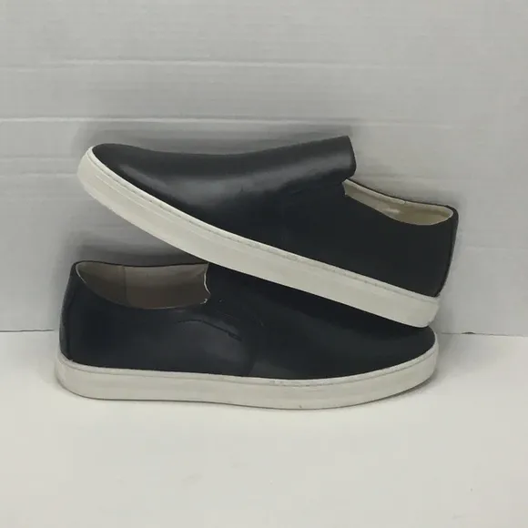 Sorel Men's Caribou Mod Slip-On shoes. Waterproof size 10.5
