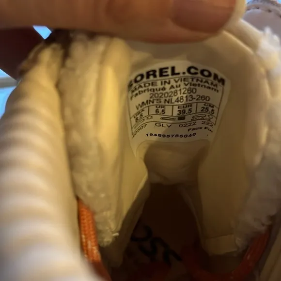 SOREL NWT Brex Women’s Winter Boots Cozy Lace Waterproof size 8.5M ski trip
