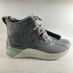Sorel Out N About III Classic Waterproof Boots Dove Gray Size 6.5 NL4428-082