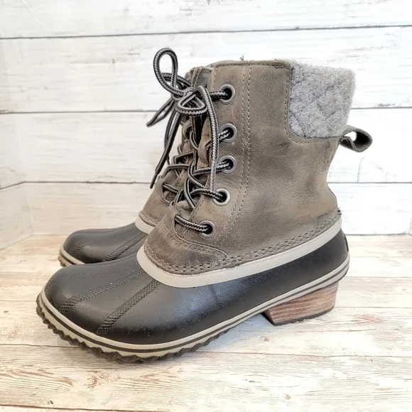 Sorel Slimpack ll short lace up boots