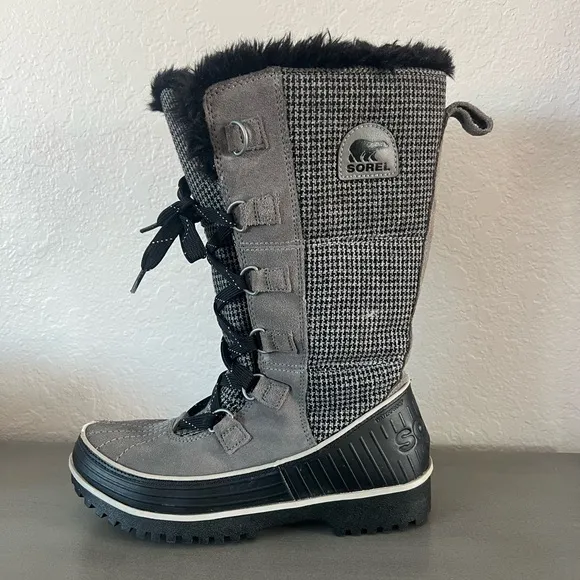 Sorel Tivoli High II Women’s 8 Boots