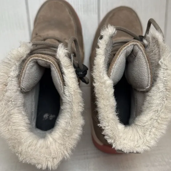 Sorel Unisex Kids Whitney II Suede Boots Size 4