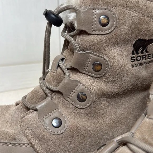 Sorel Unisex Kids Whitney II Suede Boots Size 4
