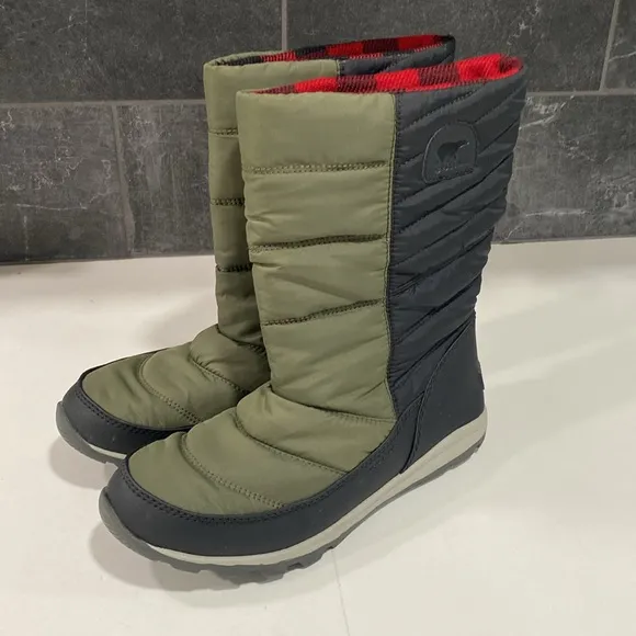 Sorel Women's Whitney Mid Waterproof Quilted Pull On Winter Boots Size 8.5