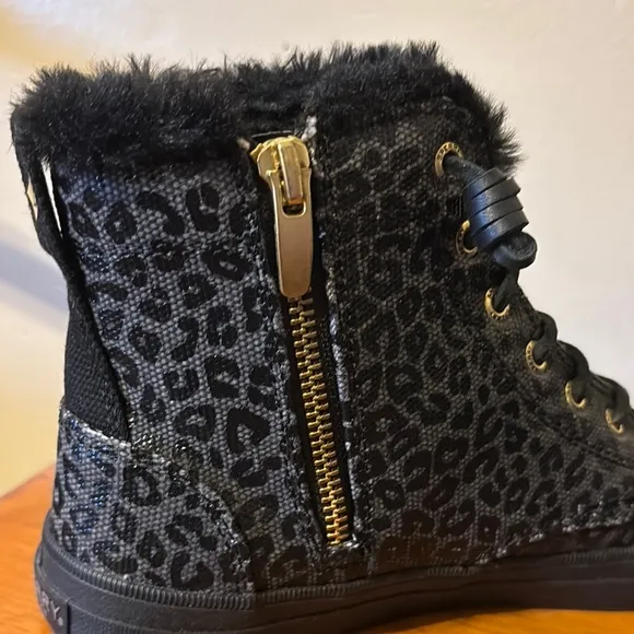 Sperry Crest Vibe Canvas High Top Sneaker