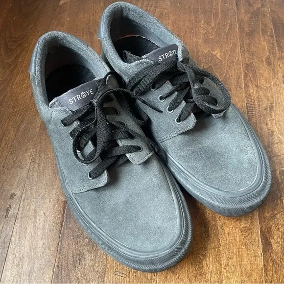 Straye Fairfax Carbon Suede Lo Top Skate Shoes, size 8