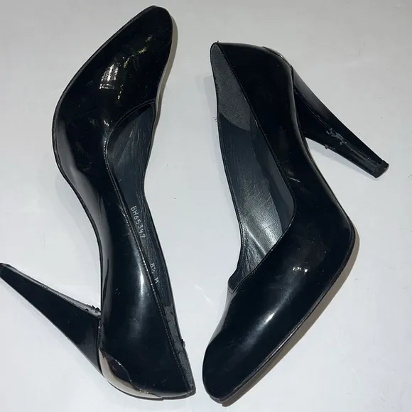 Stuart Weitzman set of 2 almond toe high heels and oxford kitten heels