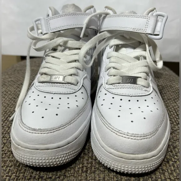 Super Cute Youth Size 5.5 - Nike Air Force 1 LE Mid Triple White