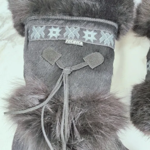 Tecnica Skandia Black Goat Fur Cow Hair Apres Ski Winter Snow Boots, Sz 8
