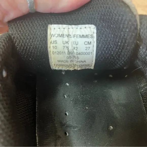 The North Face Grey &amp; Black Women's Trail Hiking Boot Shoes