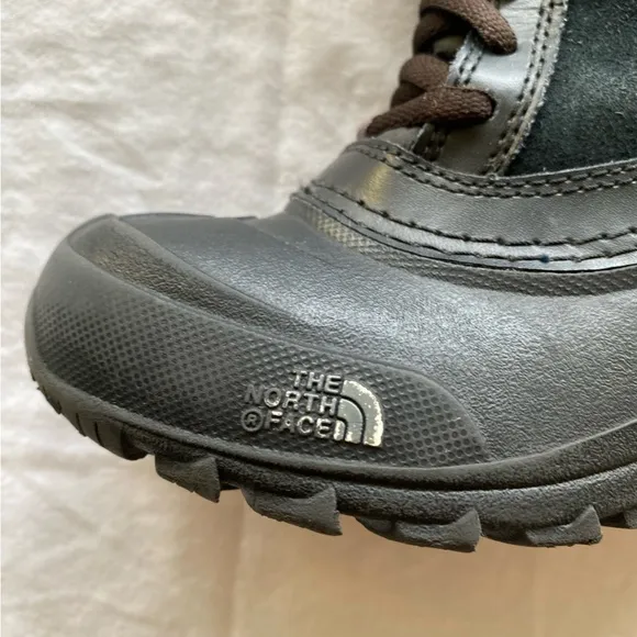 The North Face Unisex Waterproof Kid’s Boots Size 12 Thermoball Fall Winter