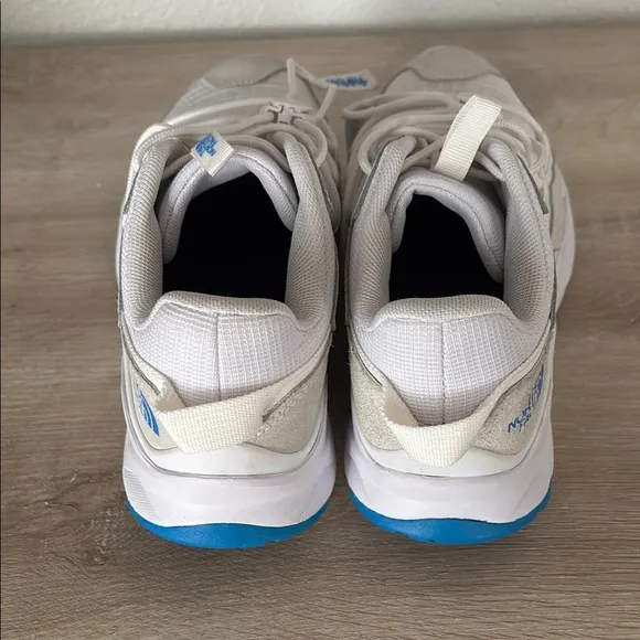 THE NORTH FACE Vectiv Taravel Tech Sneakers- Women’s 6.5