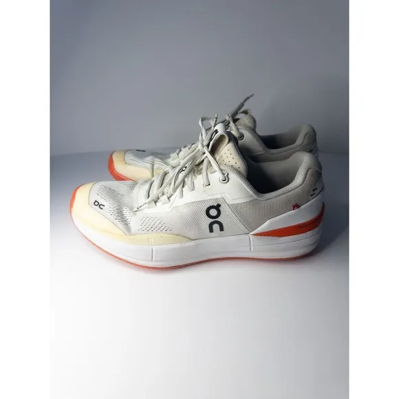 The Roger Pro Clay On Cloud Shoes Mens US 11 White/Orange Tennis Shoe