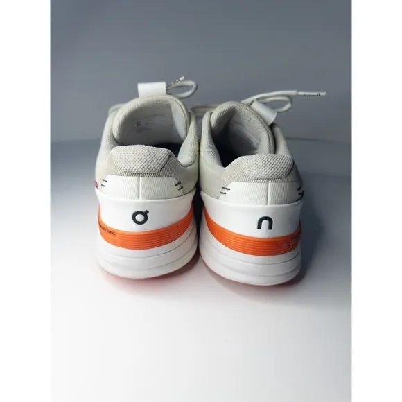 The Roger Pro Clay On Cloud Shoes Mens US 11 White/Orange Tennis Shoe
