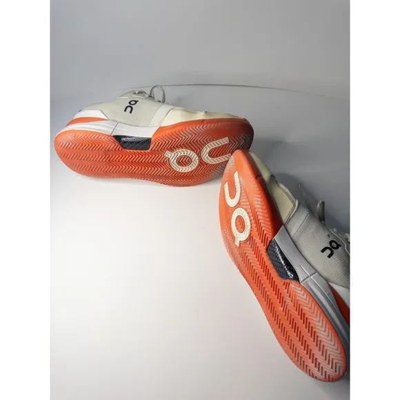 The Roger Pro Clay On Cloud Shoes Mens US 11 White/Orange Tennis Shoe