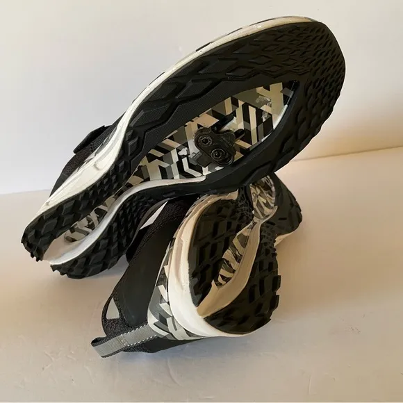 Tiem Cycling Black Tennis Shoes US 10