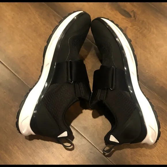 TIEM Slipstream Cycling Shoe /Sneaker NEW