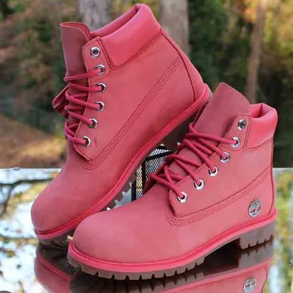 Timberland 6” Waterproof Leather Boots Junior Size 7 Pink Spiced Coral