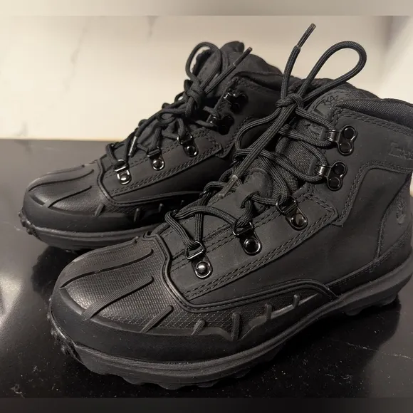 Timberland Junior Converge Waterproof Hiking Boots Size 2 New MSRP $115